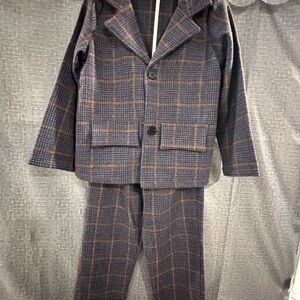 SHEIN Blue and Brown Kids Matching Set